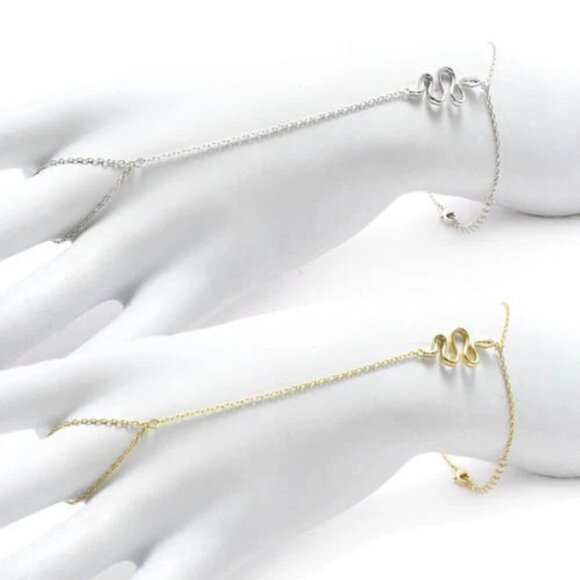 INTRICATE STERLING SILVER SNAKE SYMBOL 8" HAND BRACELET. AVAILABLE IN 2 COLORS. - Picture 1 of 3